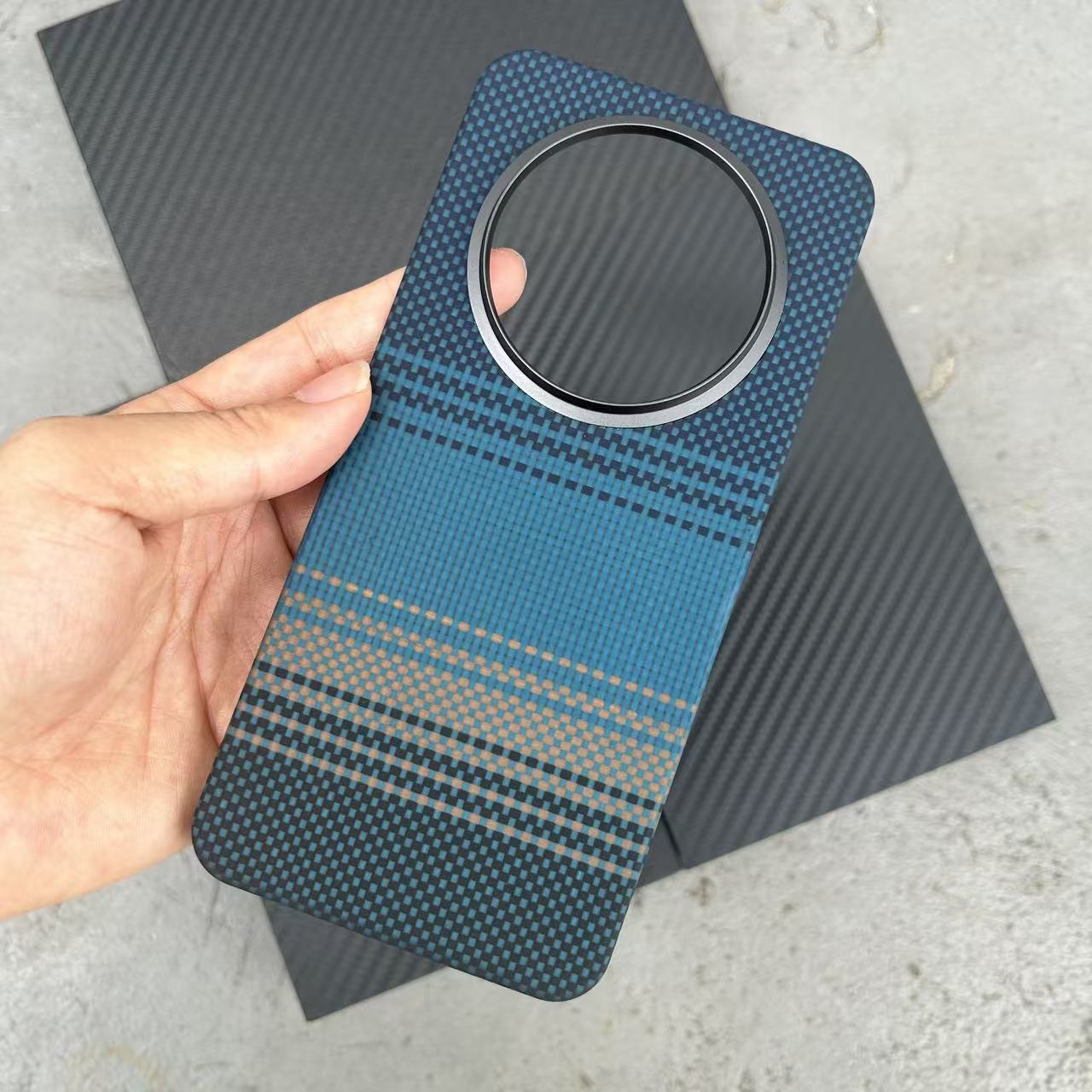 Ultra-Thin Carbon Fibre For Ma - đánh giá và giá Huawei Mate 60