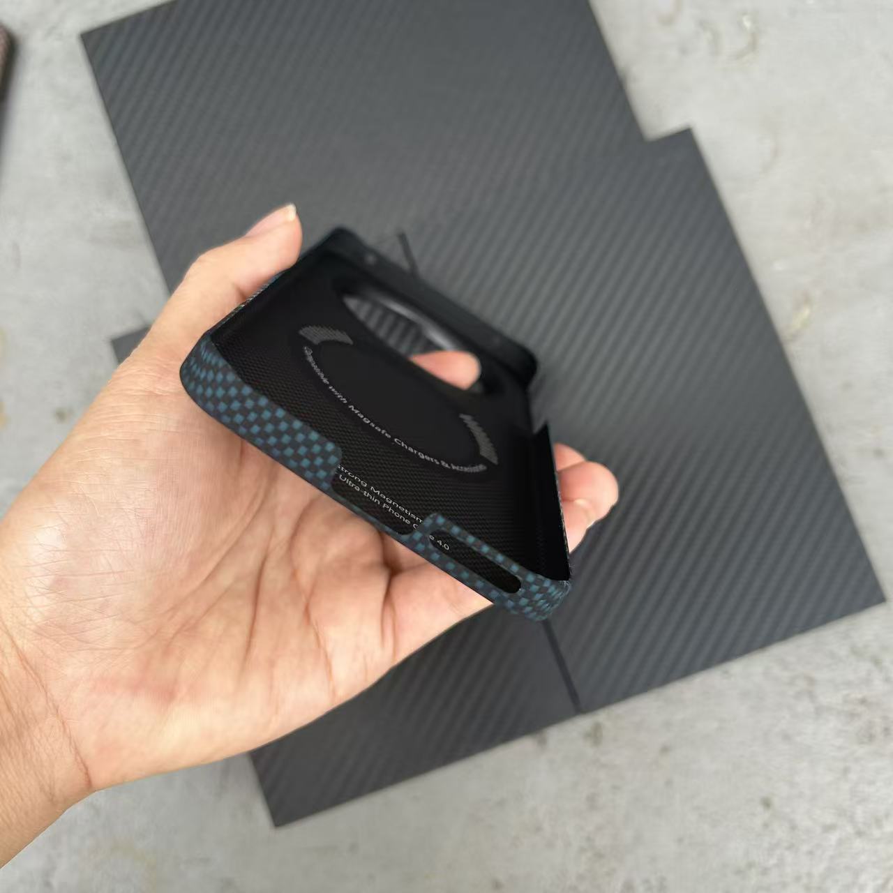 Ultra-Thin Carbon Fibre For Ma - đánh giá và giá Huawei Mate 60